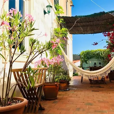 La Casa Flores, Maison Traditionnelle Portugaise