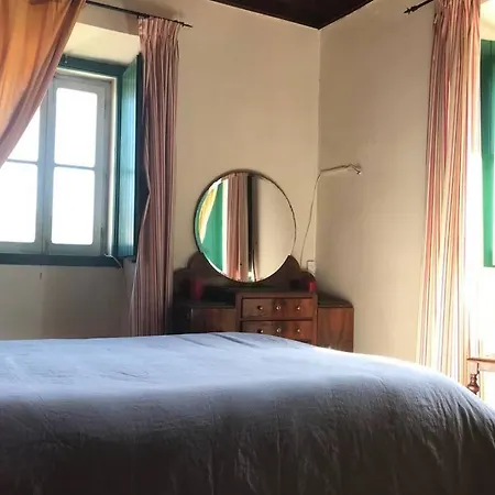 La Casa Flores, Maison Traditionnelle Portugaise